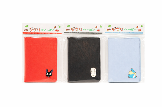 קולקציית כיסויי דרכון של סטודיו ג׳יבלי